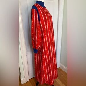 Vintage 1960s Cottagecore 20th Century Wear Cotton Pajama Dress
